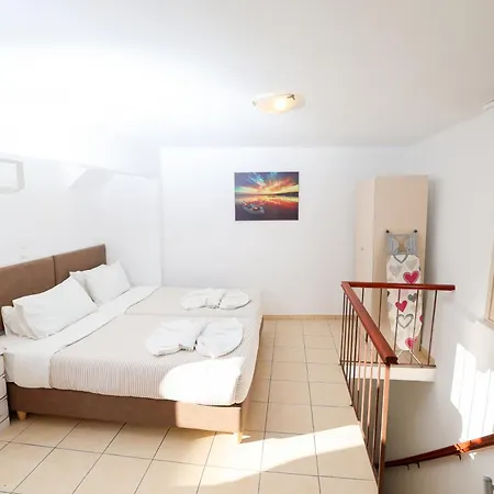 The Botanist Rooms,theotokopoulou 4*