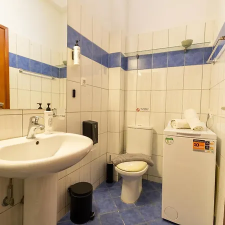 Bed & Breakfast The Botanist Rooms,theotokopoulou 3*
