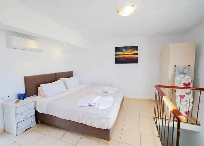 The Botanist Rooms,theotokopoulou Couette-café 3*